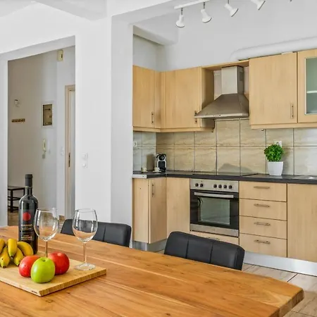 Rockrose Apartment